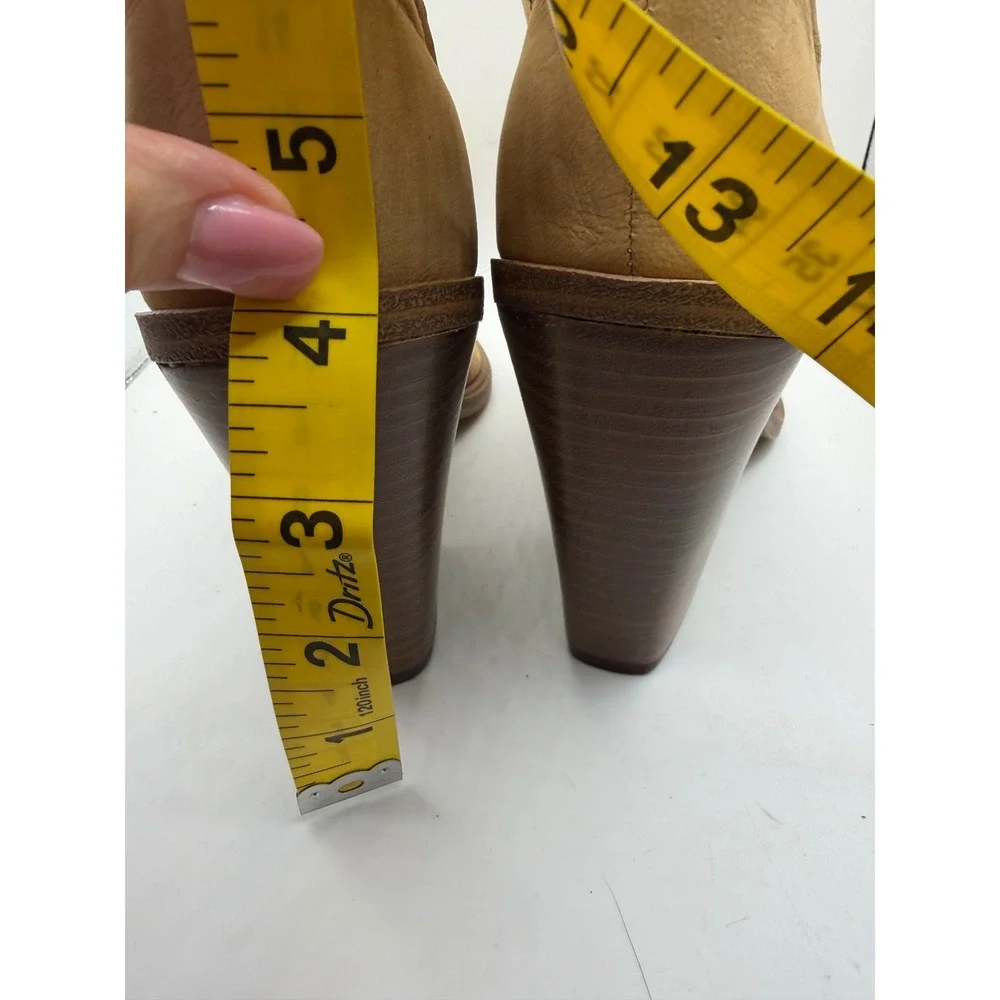 Vince Camuto vince camuto